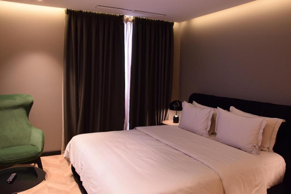 Unik Tirana 4* Selitë e Vogël